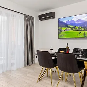  Apartament The Red Room By Rh Suites